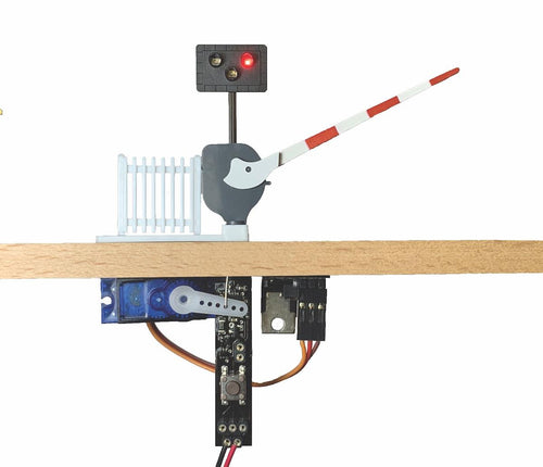 Servo Controller for DC/DCC Systems